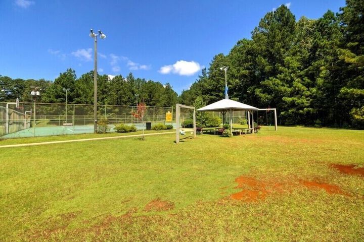 Property Grounds 43 of 66