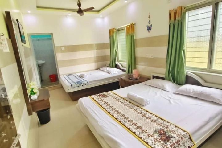 Room 2 of 14