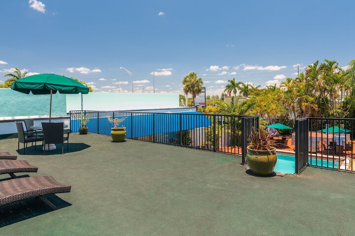 Sundeck