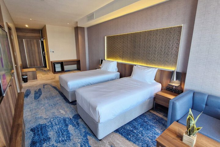 Room 21 of 62