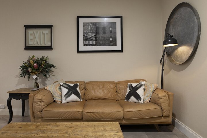 Room 17 of 30