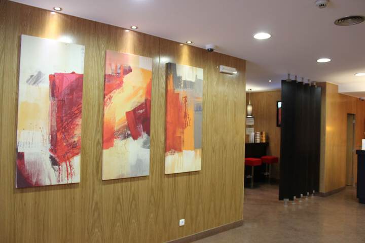 Entrance & Lobby