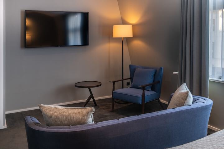 Room 5 of 41