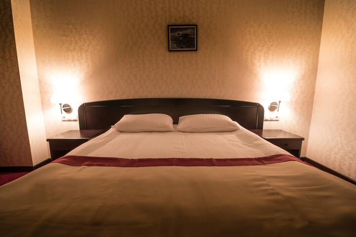 Room 9 of 70