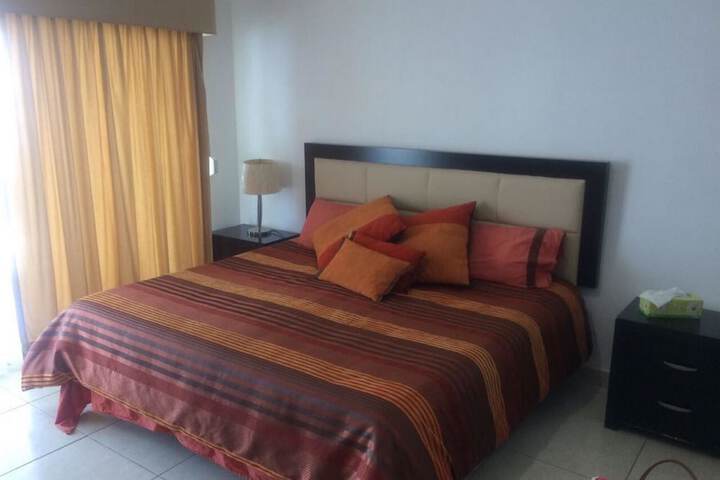 Room 2 of 17