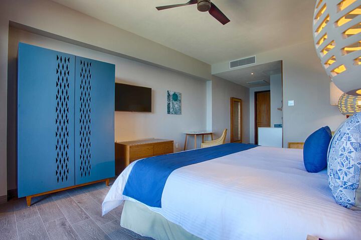 Room 20 of 599