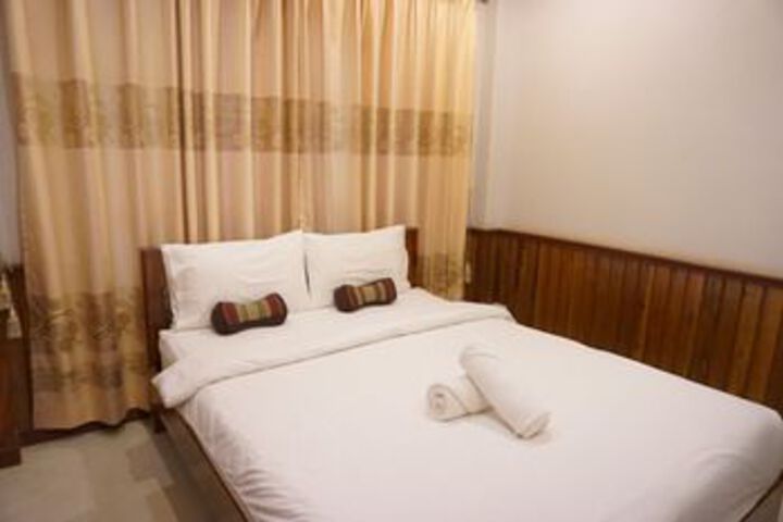 Room 16 of 42