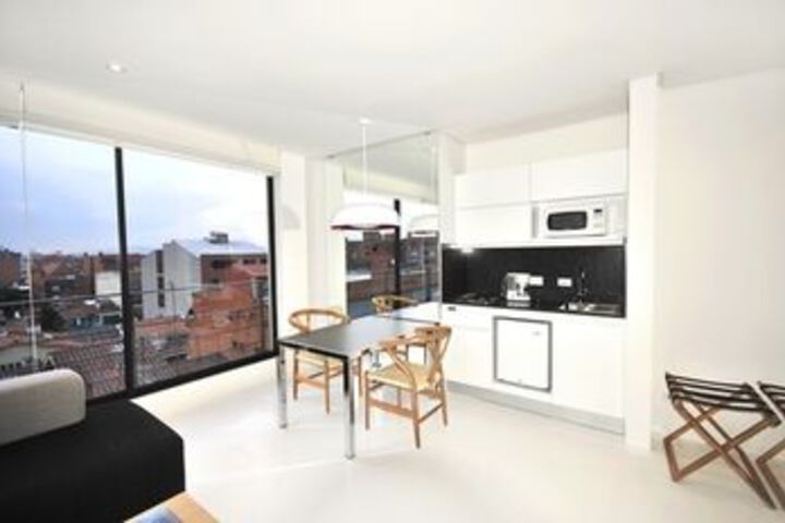 Room 32 of 50
