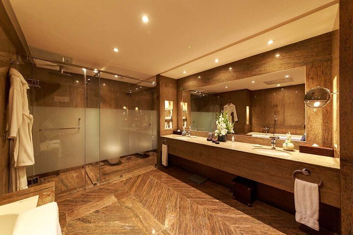 Room 20 of 51