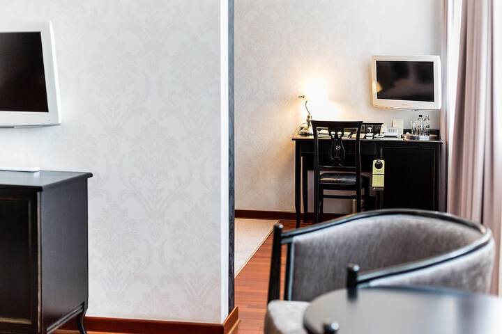 Room 21 of 85