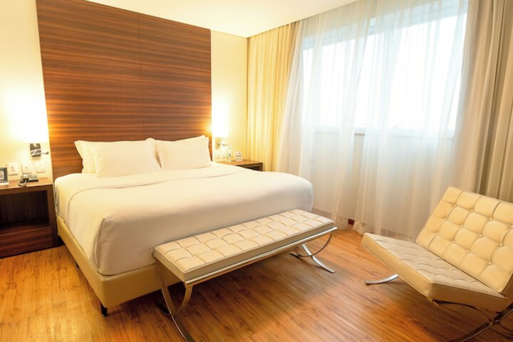 Room 13 of 53