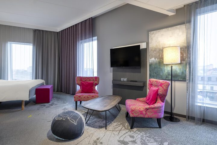 Room 36 of 249