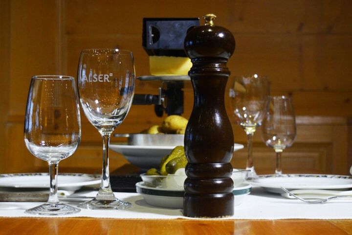 Dining 53 of 69
