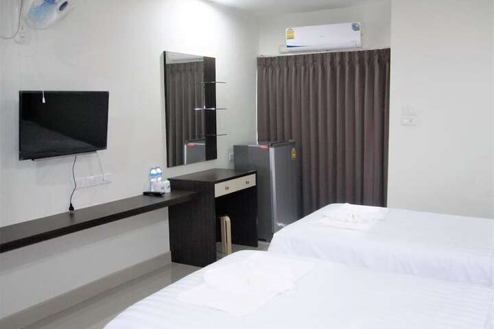 Room 3 of 14