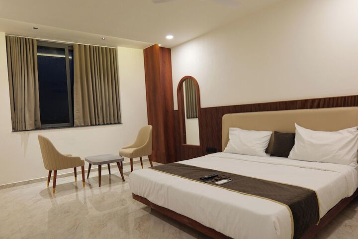 Room 5 of 27