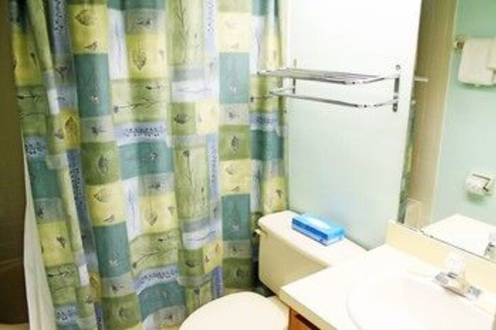 Room 3 of 34