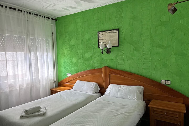 Room 56 of 133