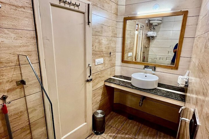 Room 41 of 69