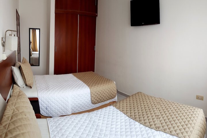 Room 81 of 122