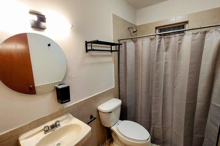 Room 26 of 41