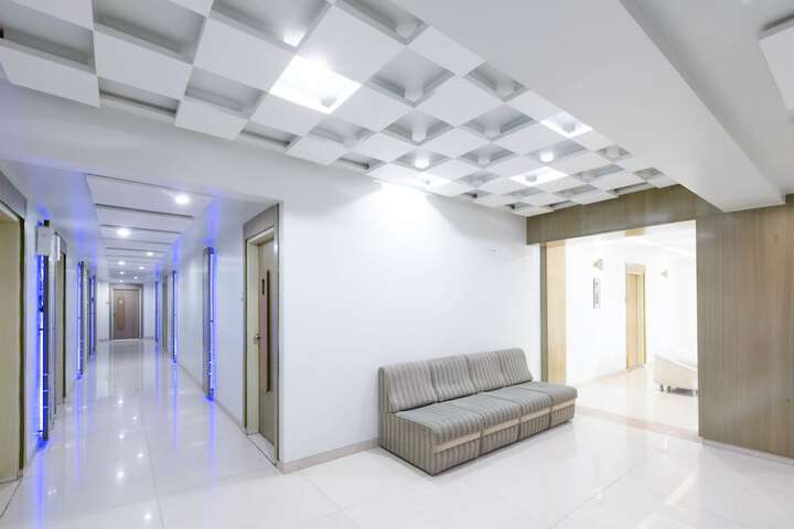 Ballroom/Hall 38 of 39