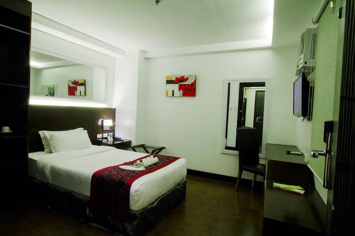 Room 20 of 43