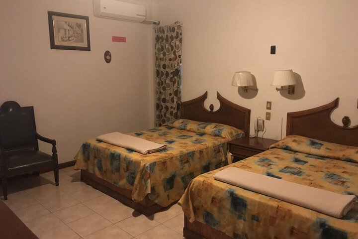 Room 4 of 21