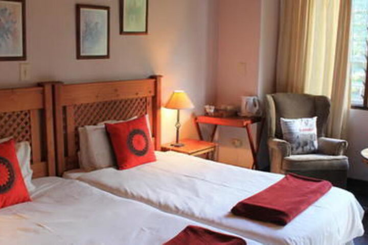 Room 6 of 38