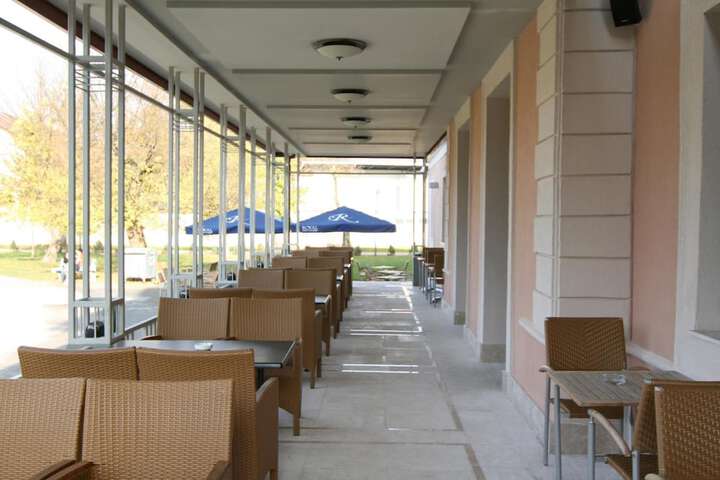 Restaurants