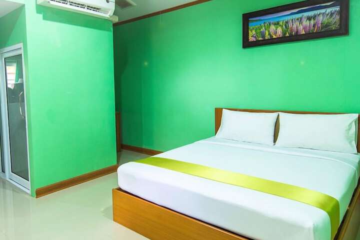 Room 20 of 65