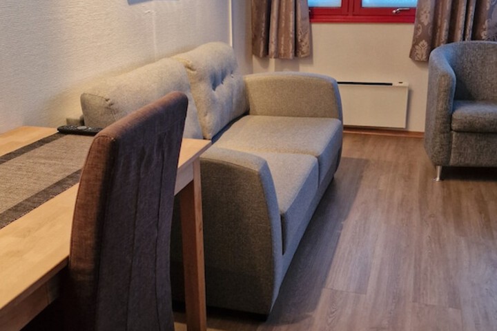 Room 8 of 22