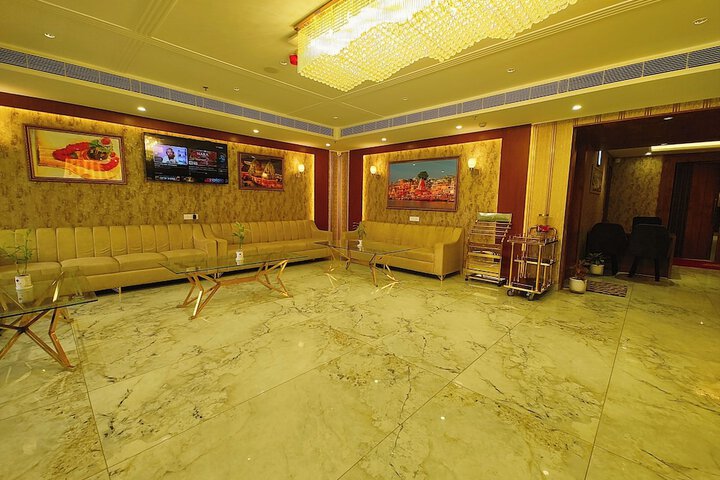 Hotel Interior 2 of 25
