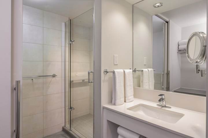 Clean Restrooms