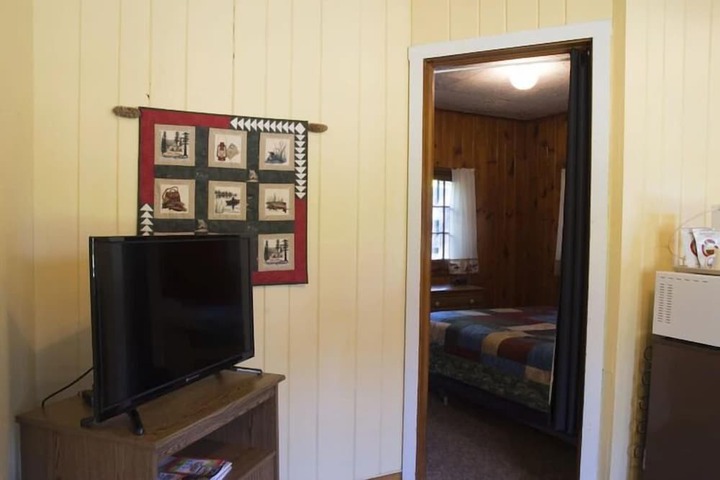 Room 50 of 96