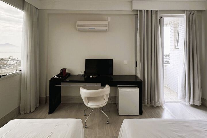 Room 5 of 47