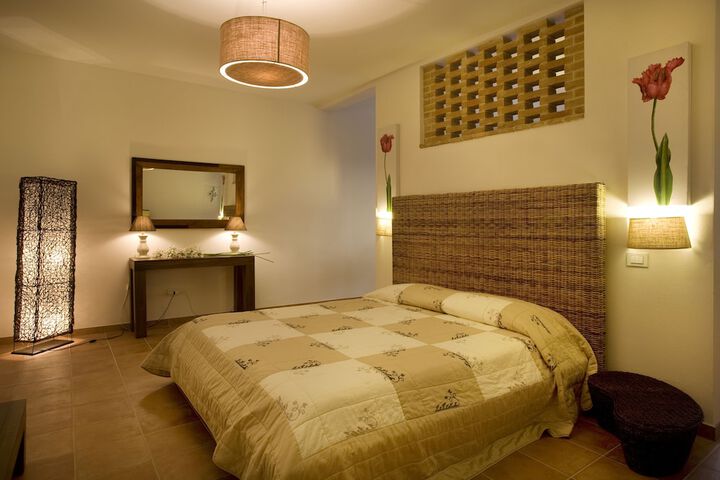Room 5 of 44
