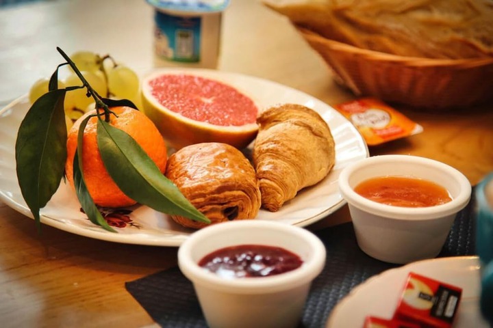 Breakfast/Coffee Service 42 of 57