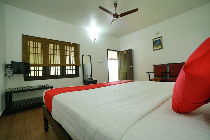 Room 6 of 40