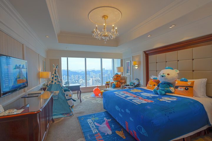 Room 65 of 378
