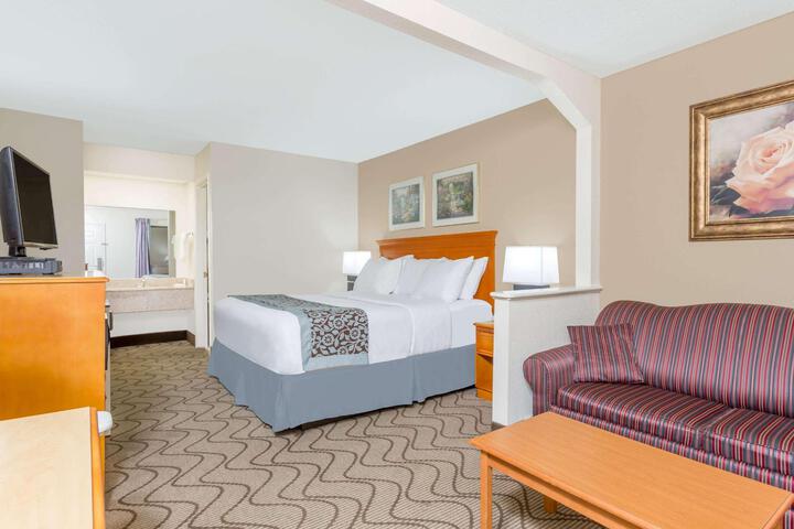 1 King Bed Accessible (11 of 12)
