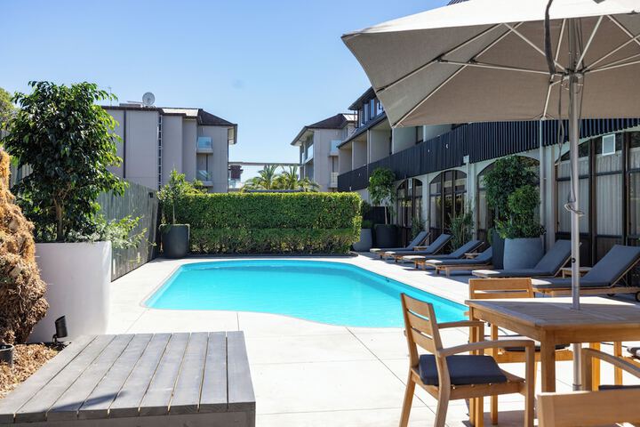 Pool 77 of 138