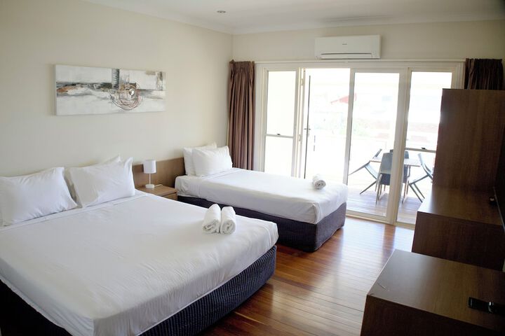 Exterior of The Australian Hotel Motel Dalby