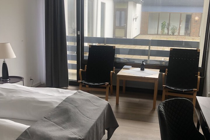 Room 18 of 53
