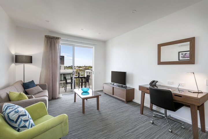 Room 14 of 29