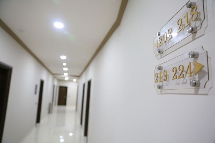 Ballroom/Hall 22 of 28