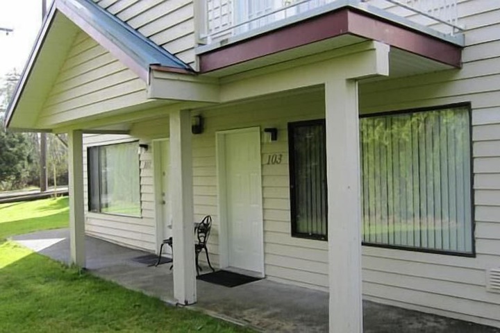 Property Grounds 29 of 34