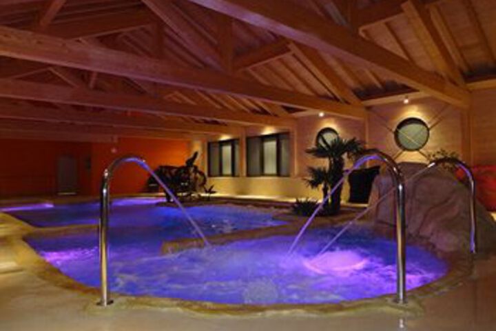 Spa 51 of 74