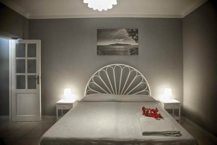 Room 14 of 36