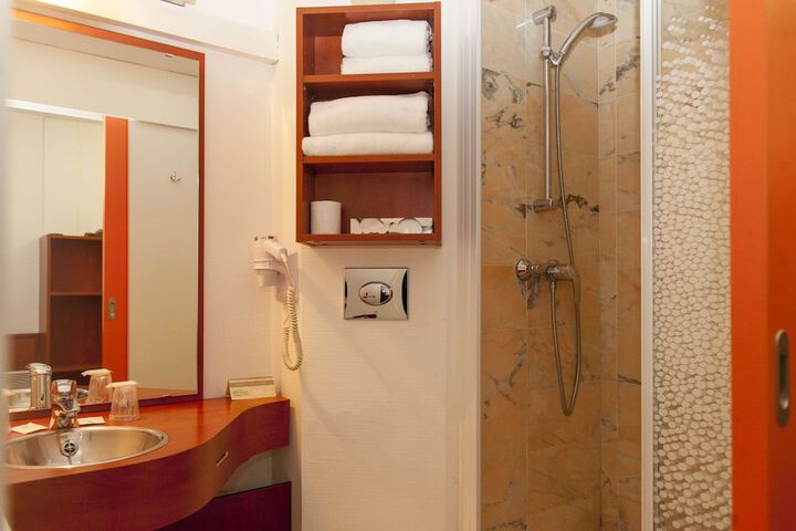 Bathroom Interior Photo