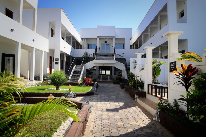 Shalom City Hotel
